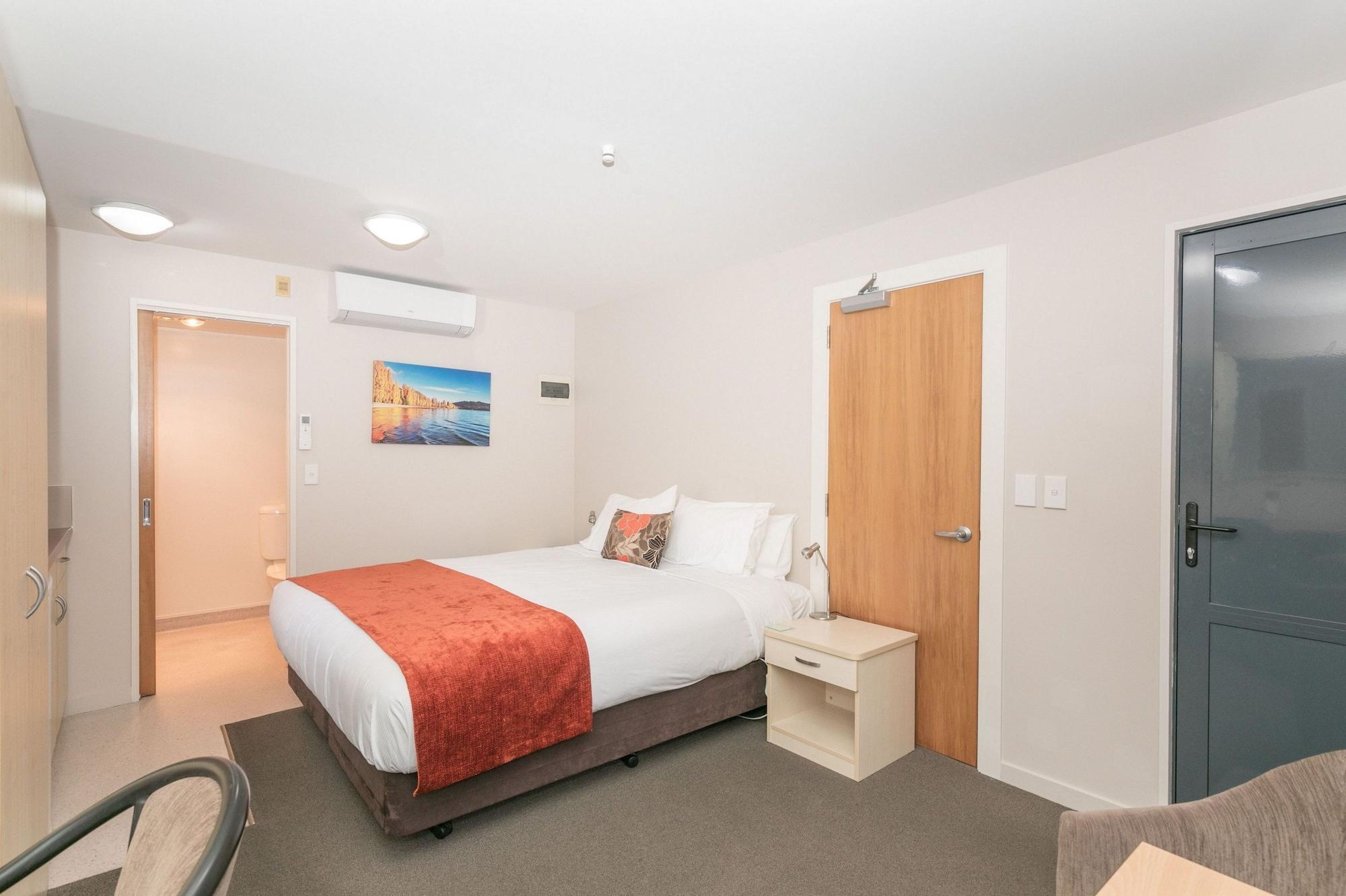 Bella Vista Motel Lake Wanaka Ngoại thất bức ảnh