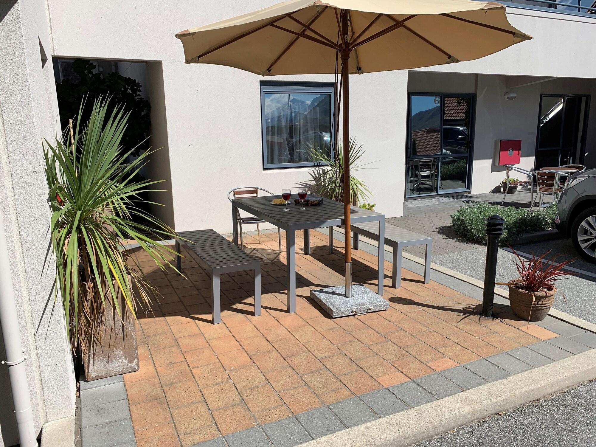 Bella Vista Motel Lake Wanaka Ngoại thất bức ảnh