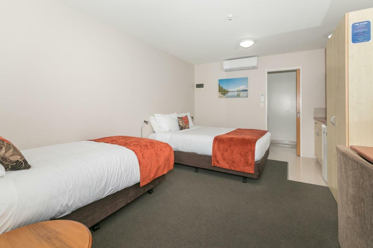 Bella Vista Motel Lake Wanaka Ngoại thất bức ảnh